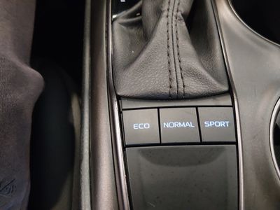2024 Toyota Camry - Photo 17