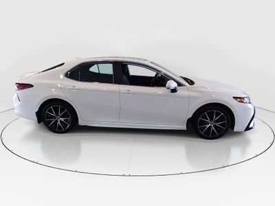 2024 Toyota Camry - Photo 8