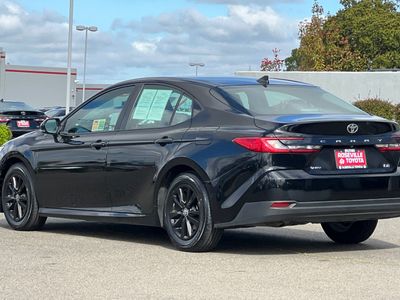 2025 Toyota Camry - Photo 7