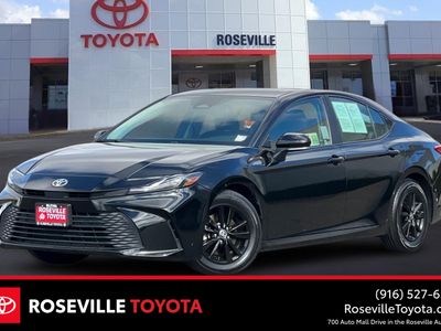 2025 Toyota Camry - Photo 1