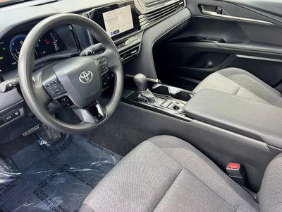 2025 Toyota Camry - Photo 11
