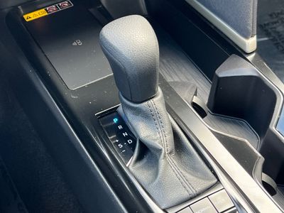 2025 Toyota Camry - Photo 21