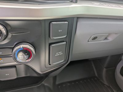2025 Ford F-350SD — photo 25 view