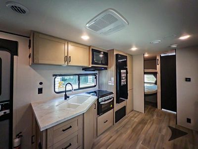 2026 Wayfinder RV Go Play — photo 13 view