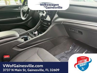 2023 Jeep Grand Cherokee - Photo 12