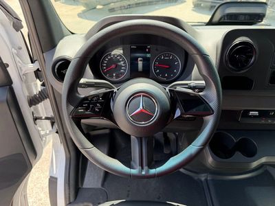 2025 Mercedes-Benz Sprinter Cargo Van — photo 17 view