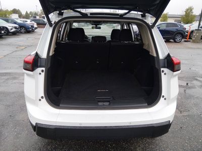 2024 Nissan Rogue - Photo 11