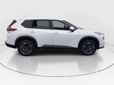 2024 Nissan Rogue - Photo 8