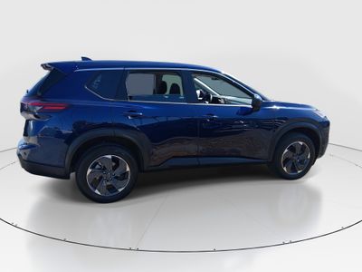 2025 Nissan Rogue — photo 8 view