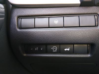 2025 Nissan Rogue — photo 13 view