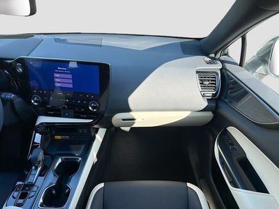 2024 Lexus NX - Photo 18