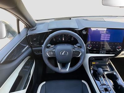 2024 Lexus NX - Photo 17