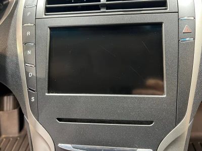2016 Lincoln MKZ - Photo 11