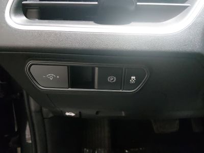 2025 Kia K4 — photo 13 view