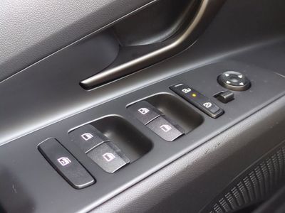 2026 Hyundai ELANTRA — photo 26 view