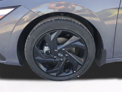 2026 Hyundai ELANTRA — photo 11 view