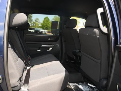 2026 Toyota Tundra — photo 10 view