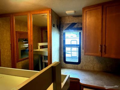 2006 Winnebago Voyage — photo 20 view