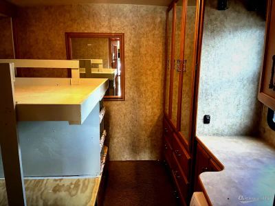 2006 Winnebago Voyage — photo 16 view