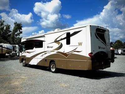 2006 Winnebago Voyage — rear three-quarter view