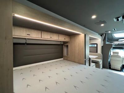 2026 Grand Design LINEAGE SERIES M — photo 14 view