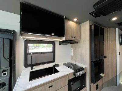 2026 Grand Design LINEAGE SERIES M — photo 8 view