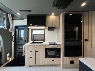 2026 Grand Design LINEAGE SERIES M — photo 7 view