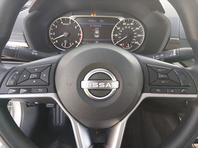 2024 Nissan Altima — photo 12 view