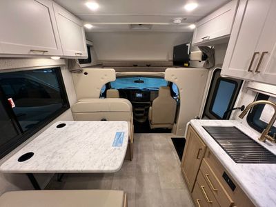 2026 Thor Motor Coach CHATEAU - Photo 3