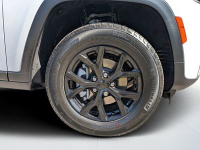 2026 Jeep Grand Cherokee - Photo 10