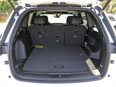 2026 Jeep Grand Cherokee - Photo 12