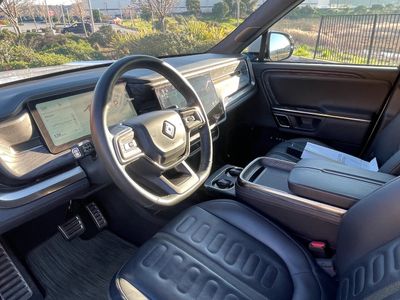 2022 Rivian R1S - Photo 15