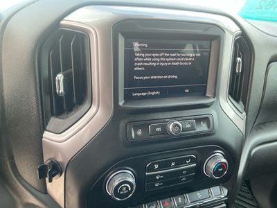 2024 Chevrolet Silverado 2500HD — photo 11 view