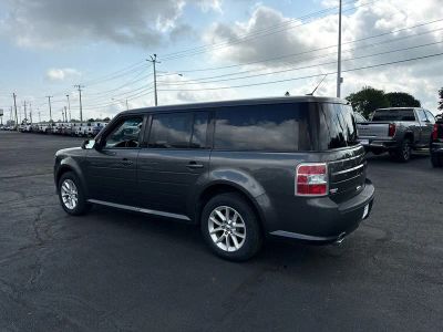2019 Ford Flex — rear three-quarter view