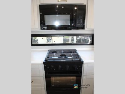 2026 Brinkley Model Z - Photo 21