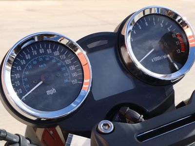 2025 Kawasaki Z900RS SE ABS - Photo 11