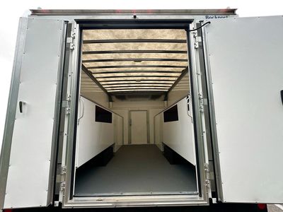 2022 Chevrolet Express 3500 — photo 27 view