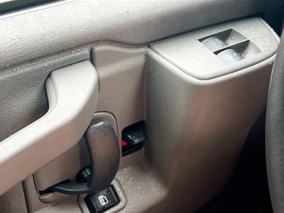 2022 Chevrolet Express 3500 — photo 13 view