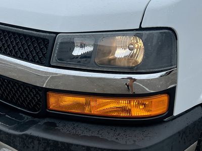 2022 Chevrolet Express 3500 — photo 9 view