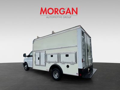 2022 Chevrolet Express 3500 — detail view