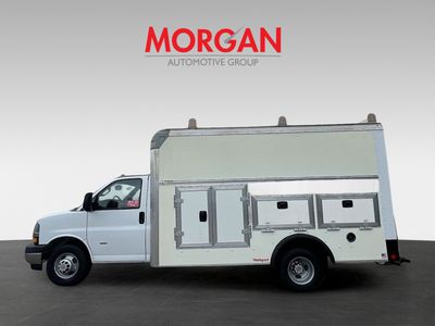 2022 Chevrolet Express 3500 — engine compartment view