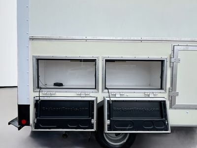 2022 Chevrolet Express 3500 — photo 37 view