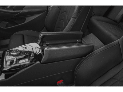 2026 BMW 5 Series — photo 11 view