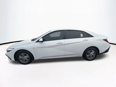 2026 Hyundai ELANTRA — photo 8 view