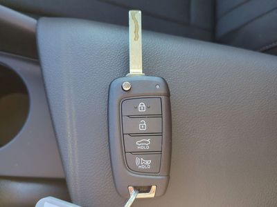 2026 Hyundai ELANTRA — photo 31 view
