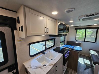 2026 Jayco Jay Flight SLX — photo 35 view
