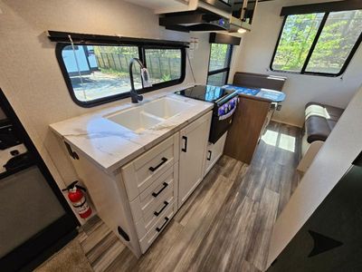 2026 Jayco Jay Flight SLX — photo 36 view