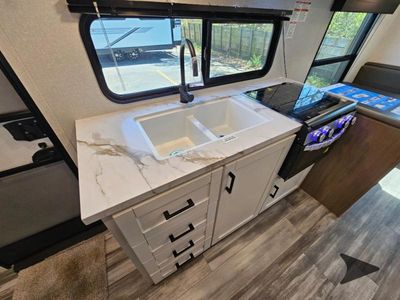 2026 Jayco Jay Flight SLX — photo 37 view