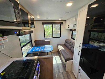 2026 Jayco Jay Flight SLX — photo 21 view