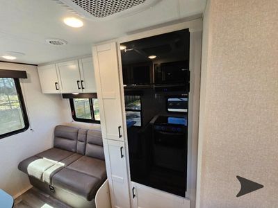2026 Jayco Jay Flight SLX — photo 42 view